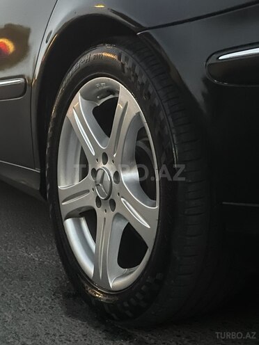 Mercedes E 270 2002, 353,509 km - 2.7 л - Bakı