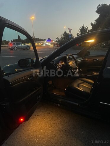 Mercedes E 270 2002, 353,509 km - 2.7 л - Bakı