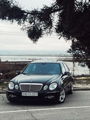 Mercedes E 270 2002, 353,509 km - 2.7 л - Bakı