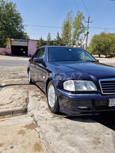 Mercedes C 200 1999, 666,630 km - 2.0 l - Beyləqan