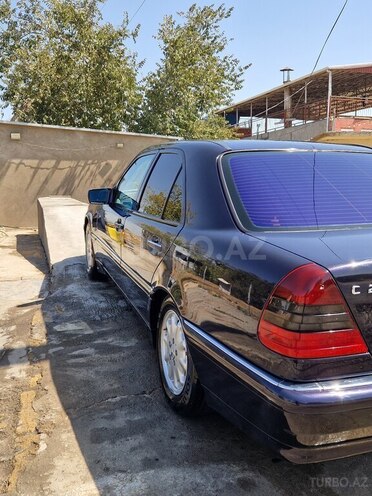 Mercedes C 200 1999, 666,630 km - 2.0 l - Beyləqan