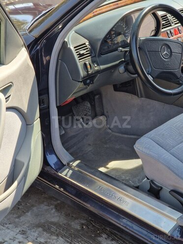 Mercedes C 200 1999, 666,630 km - 2.0 l - Beyləqan