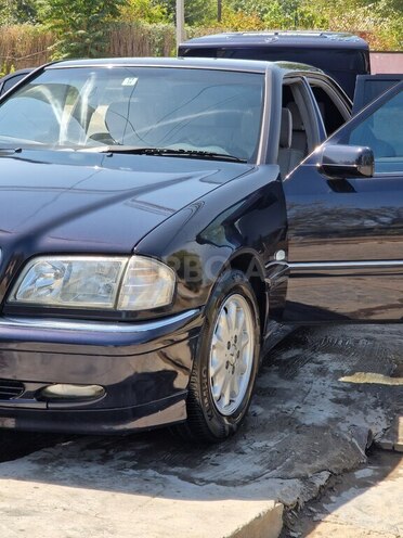 Mercedes C 200 1999, 666,630 km - 2.0 l - Beyləqan