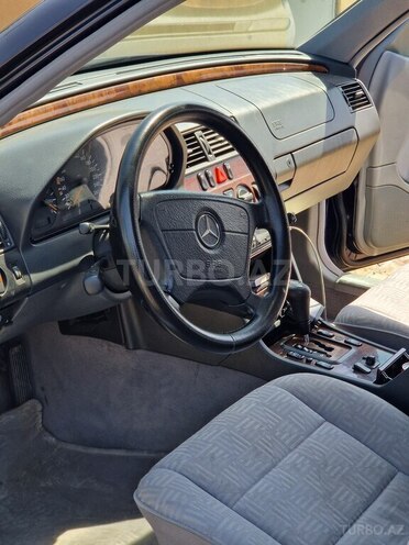Mercedes C 200 1999, 666,630 km - 2.0 l - Beyləqan