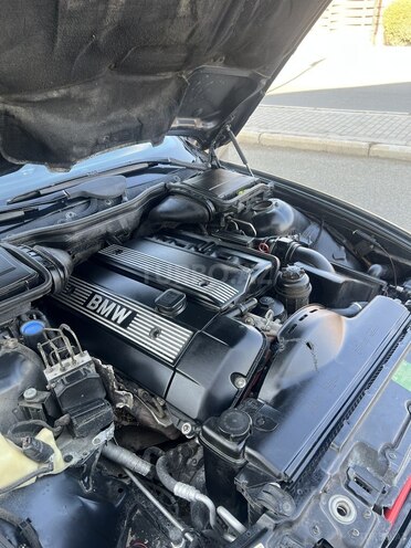 BMW 530 2002, 302,000 km - 3.0 l - Şəmkir