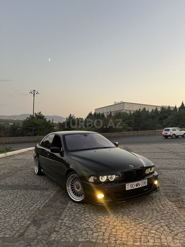 BMW 530 2002, 302,000 km - 3.0 l - Şəmkir