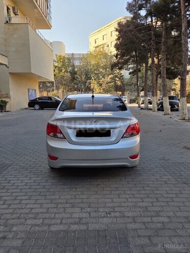 Hyundai Accent 2015, 165,000 km - 1.6 l - Bakı