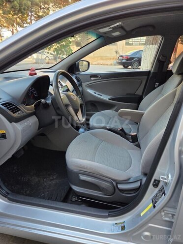 Hyundai Accent 2015, 165,000 km - 1.6 l - Bakı
