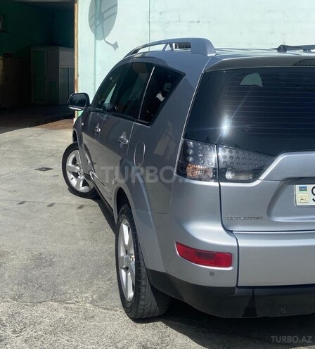 Mitsubishi Outlander 2008, 242,000 km - 3.0 l - Bakı