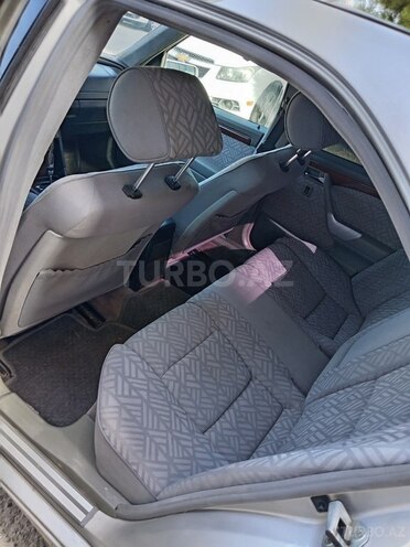 Mercedes C 180 1995, 254,438 km - 1.8 l - Bakı