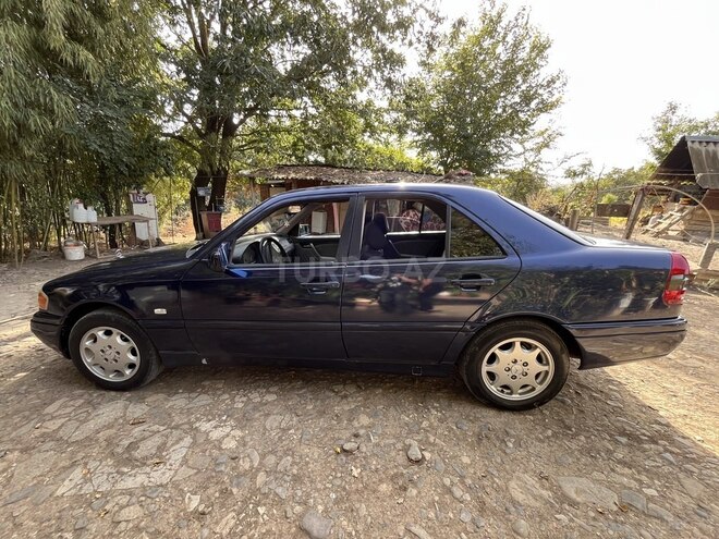 Mercedes C 180 1995, 430,000 km - 1.8 l - Masallı