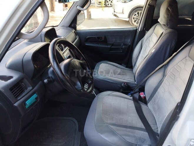 Mitsubishi Pajero io 2001, 551,000 km - 2.0 l - Bakı