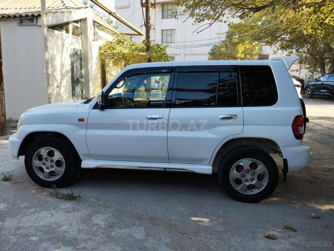 Mitsubishi Pajero io 2001, 551,000 km - 2.0 l - Bakı