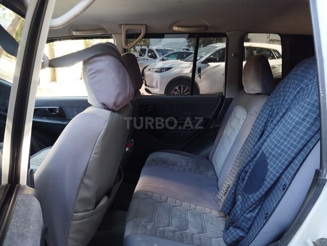 Mitsubishi Pajero io 2001, 551,000 km - 2.0 l - Bakı