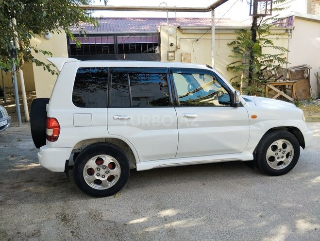 Mitsubishi Pajero io 2001, 551,000 km - 2.0 l - Bakı