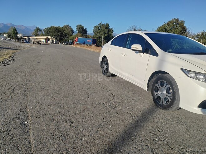 Honda Civic 2013, 440,000 km - 1.5 л - Qəbələ