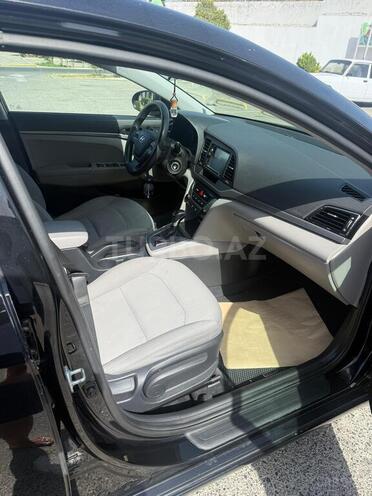 Hyundai Elantra 2017, 99,876 km - 2.0 l - Bakı