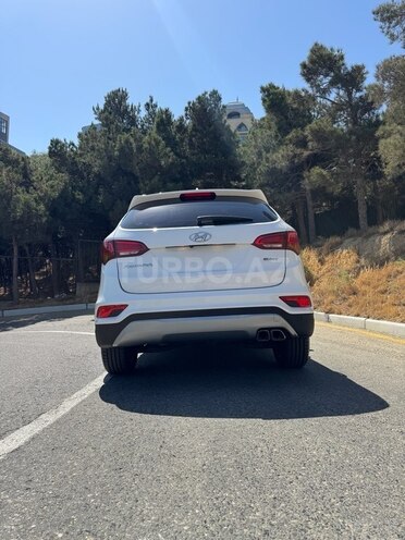 Hyundai Santa Fe 2016, 198,000 km - 2.0 л - Bakı