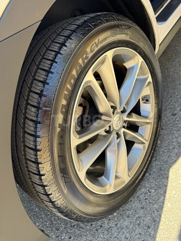 Hyundai Santa Fe 2016, 198,000 km - 2.0 л - Bakı
