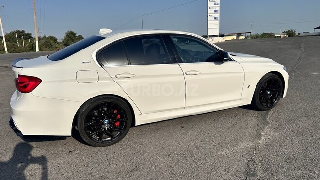 BMW 330e 2016, 215,364 km - 2.0 l - Bakı