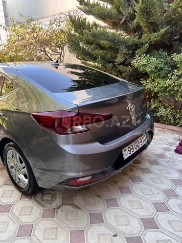 Hyundai Elantra 2019, 87,600 km - 2.0 l - Bakı