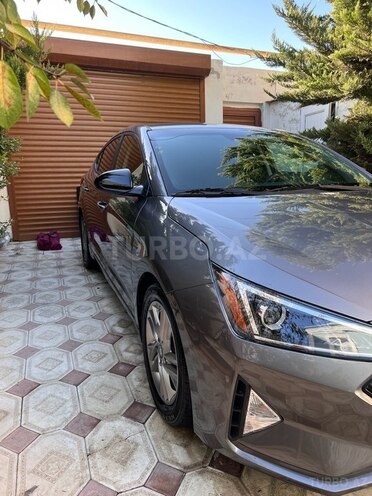 Hyundai Elantra 2019, 87,600 km - 2.0 l - Bakı