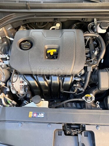 Hyundai Elantra 2019, 87,600 km - 2.0 l - Bakı