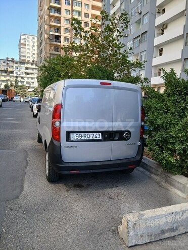 Fiat Doblo 2015, 176,000 km - 1.3 l - Bakı
