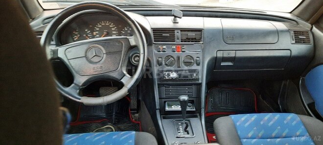 Mercedes C 200 1993, 320,000 km - 2.0 l - Bakı