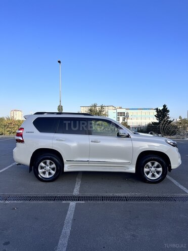 Toyota Land Cruiser Prado 2013, 234,000 km - 2.7 л - Bakı