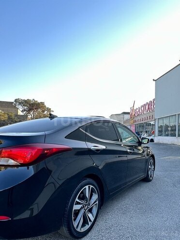 Hyundai Elantra 2015, 120,701 km - 1.8 l - Bakı