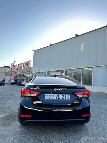 Hyundai Elantra 2015, 120,701 km - 1.8 l - Bakı