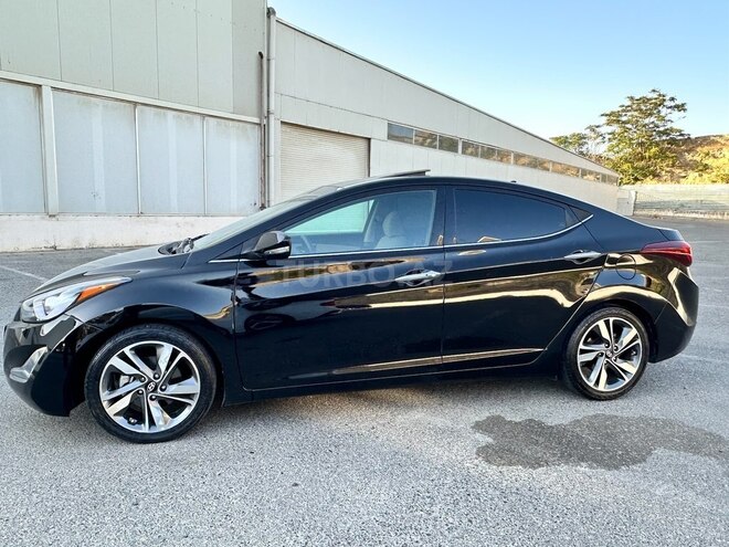 Hyundai Elantra 2015, 120,701 km - 1.8 l - Bakı