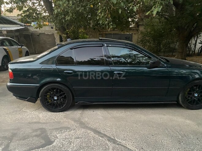 BMW 528 1996, 500,000 km - 2.8 l - Bakı