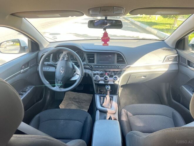 Hyundai Elantra 2019, 109,435 km - 2.0 l - Sumqayıt