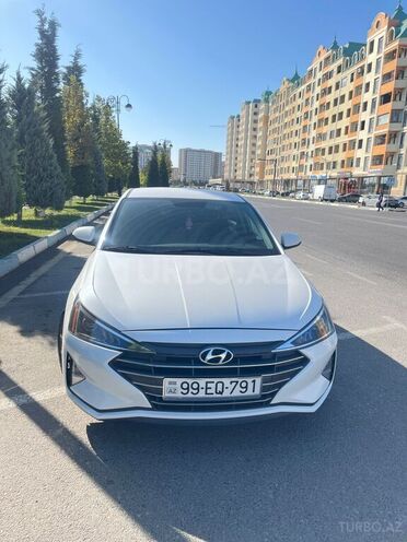 Hyundai Elantra 2019, 109,435 km - 2.0 l - Sumqayıt