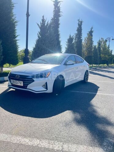 Hyundai Elantra 2019, 109,435 km - 2.0 l - Sumqayıt