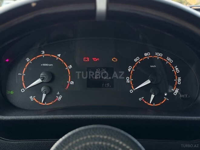 LADA (VAZ) Niva 2025, 18,000 km - 1.7 l - Gəncə