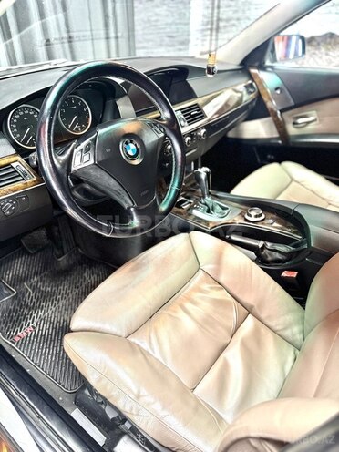 BMW 525-15