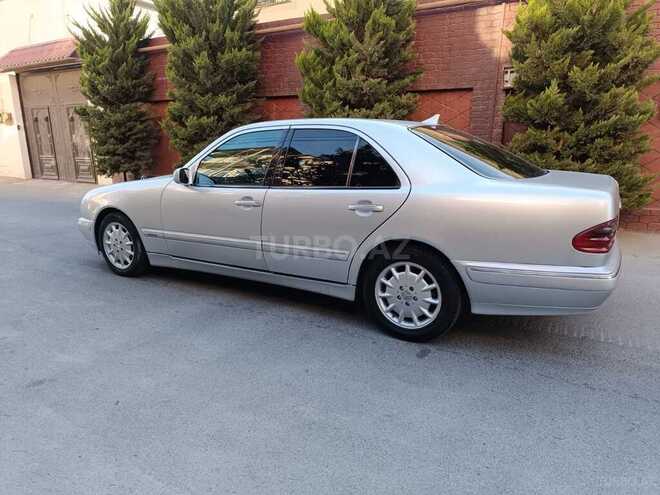 Mercedes E 220 2000, 444,465 km - 2.2 l - Bakı