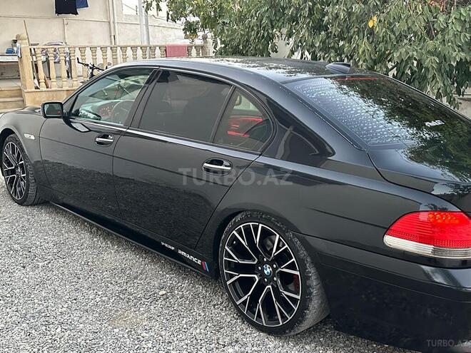 BMW 745 2004, 276,303 km - 4.4 l - Bakı