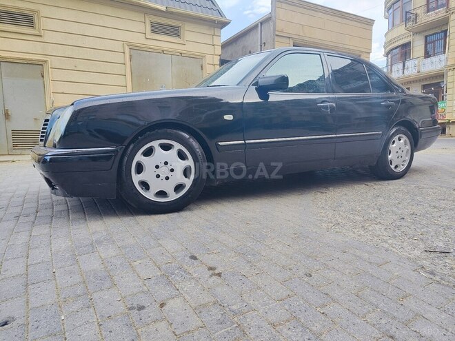 Mercedes E 240 1998, 445,000 km - 2.4 l - Xırdalan