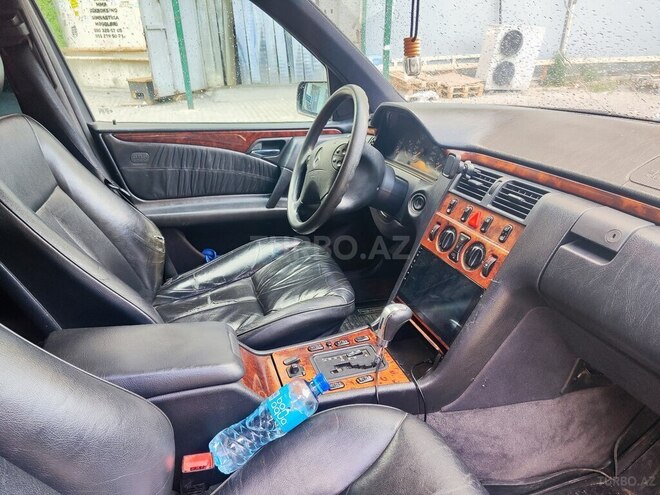 Mercedes E 240 1998, 445,000 km - 2.4 l - Xırdalan