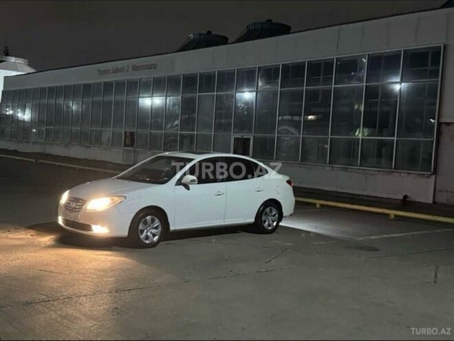 Hyundai Elantra 2010, 242,000 km - 1.6 l - Bakı