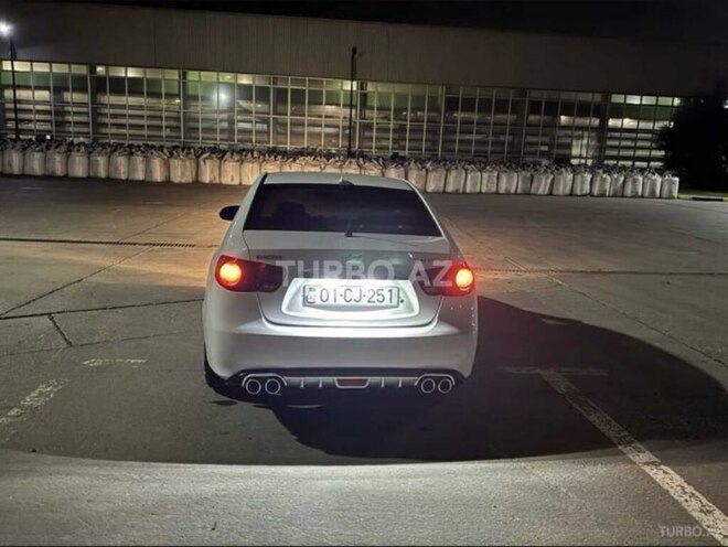 Hyundai Elantra 2010, 242,000 km - 1.6 l - Bakı