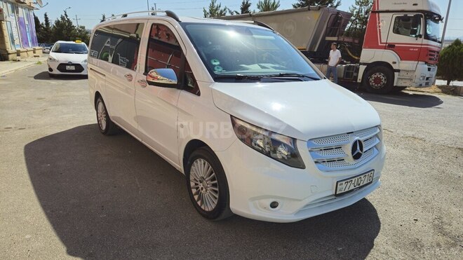 Mercedes  2015, 402,000 km - 2.1 l - Bakı