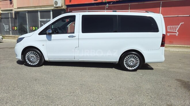 Mercedes  2015, 402,000 km - 2.1 l - Bakı