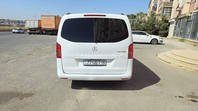 Mercedes  2015, 402,000 km - 2.1 l - Bakı