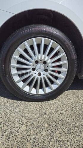 Mercedes  2015, 402,000 km - 2.1 l - Bakı