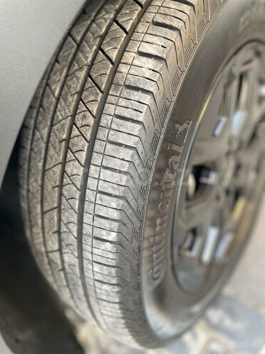 Kia Sorento-16